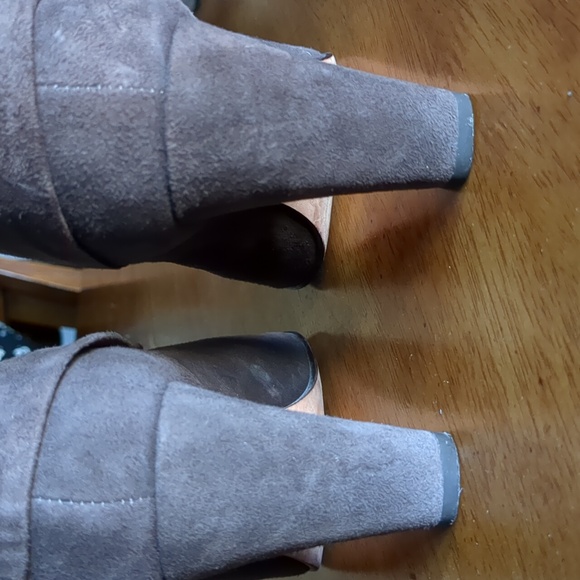 Kate Spade ankle booties size 6.5 - Picture 8 of 9